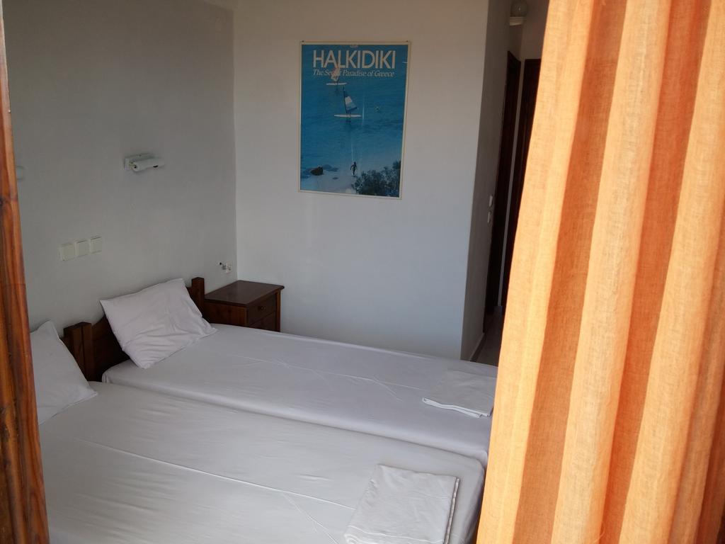 Hotel Hellinikon Ouranoupoli Exteriör bild