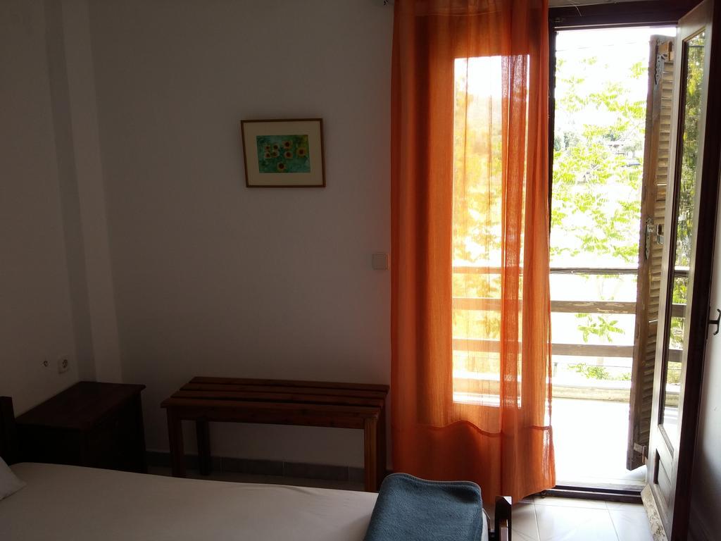 Hotel Hellinikon Ouranoupoli Exteriör bild